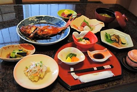 磯膳 まえだ苑