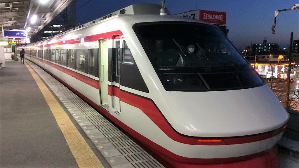 東武線の足利市駅