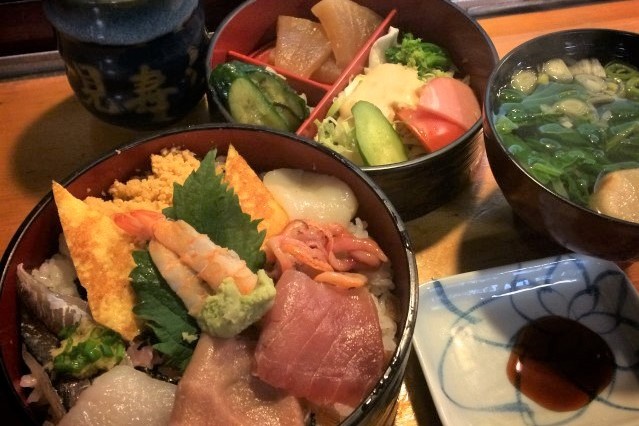 現地レポ 館山駅周辺で ランチや海鮮の食事をして ちょっと観光したい方へ とらべるじゃーな 関東圏旅行ブログ