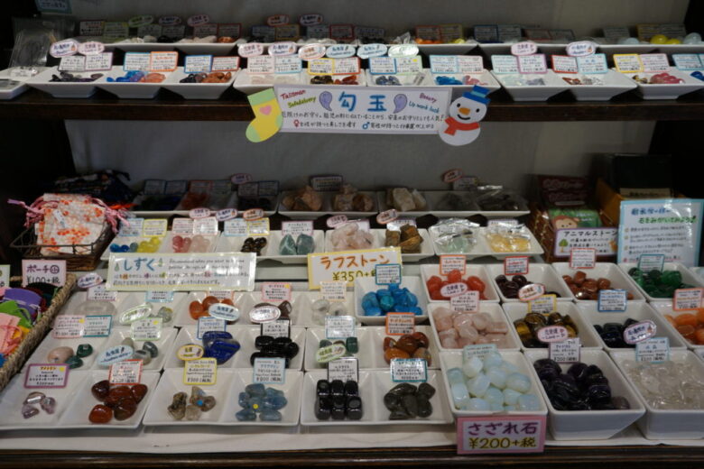 お土産 鎌倉小町通り かわいい雑貨店を現地取材 とらべるじゃーな 関東圏旅行ブログ