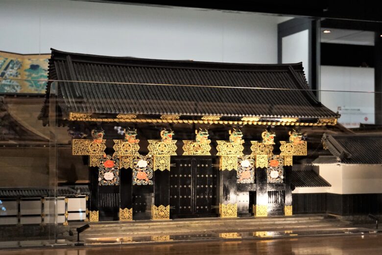 福井藩江戸上屋敷の正面玄関が「台所門」