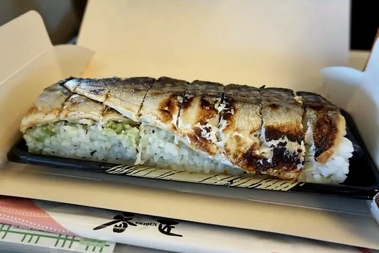 福井・おとなの焼き鯖寿し