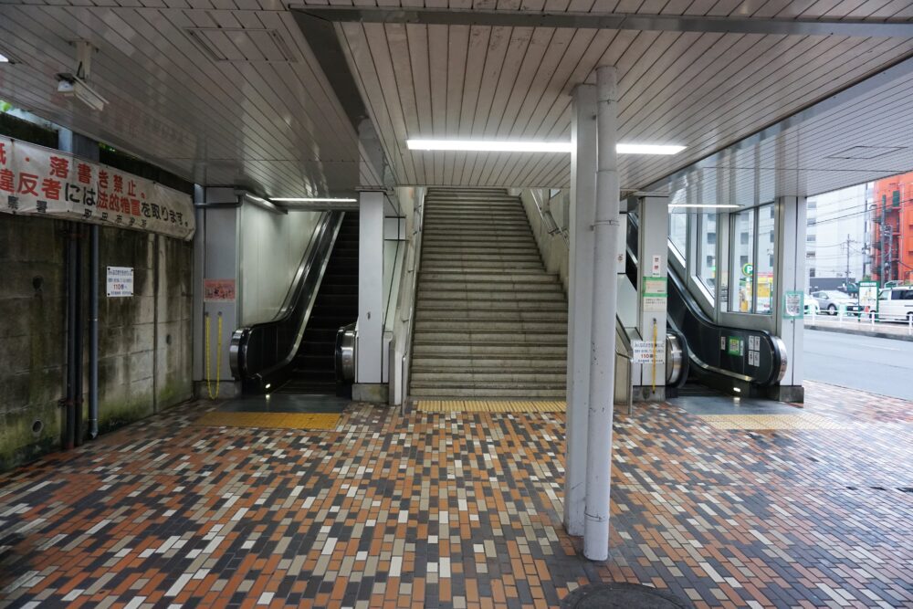 町田駅　ブラタモリ　エスカレーター