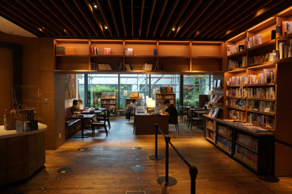 スタバ 代官山 蔦屋書店